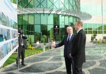 Президент Ильхам Алиев принял участие в открытии городской поликлиники номер 14 в бакинском поселке Ахмедлы (ФОТО)