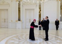 Президент Азербайджана принял верительные грамоты послов ряда стран (версия 8) (ФОТО)
