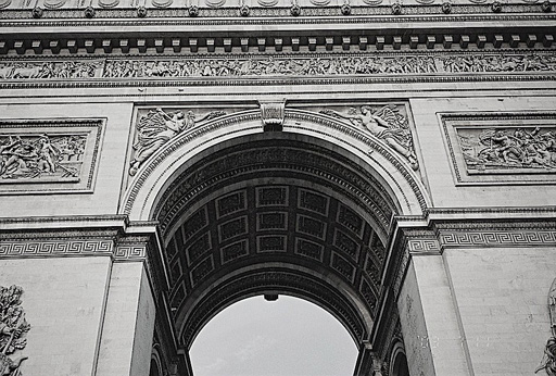 Черно-белый Париж глазами Вугара Мурадова (фотосессия)