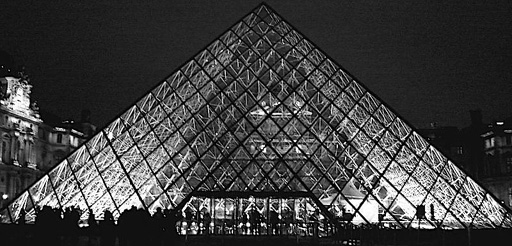 Черно-белый Париж глазами Вугара Мурадова (фотосессия)