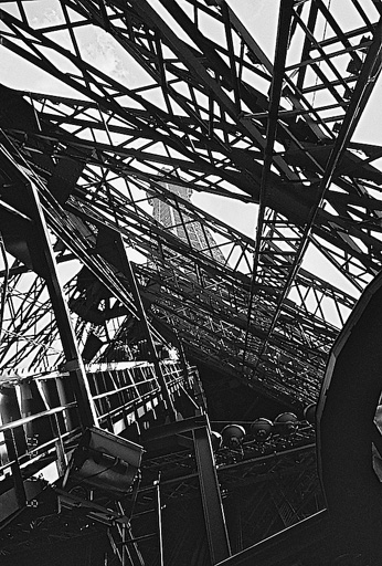 Черно-белый Париж глазами Вугара Мурадова (фотосессия)