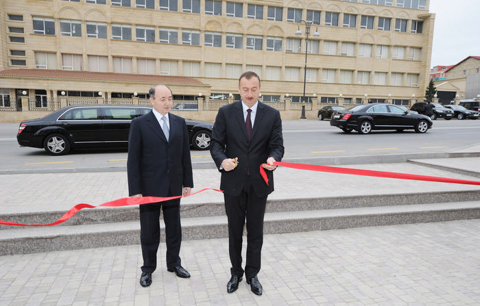 Президент Азербайджана принял участие в открытии нового здания Ясамальского районного суда (ФОТО)