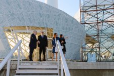 Президент Азербайджана ознакомился с ходом благоустройства территории вокруг площади Государственного флага (ФОТО)