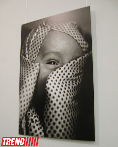 В Баку открылась выставка Шаина Гусейнова "Без названия" (фотосессия)