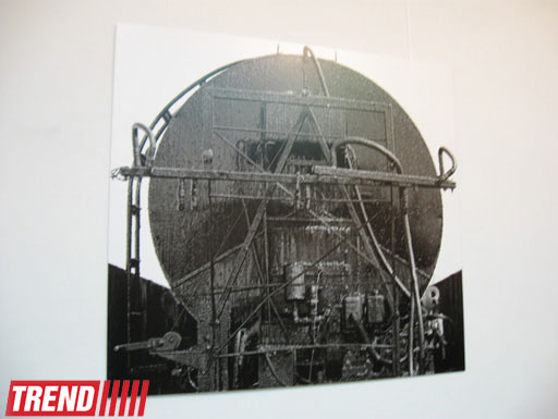 В Баку открылась выставка Шаина Гусейнова "Без названия" (фотосессия)