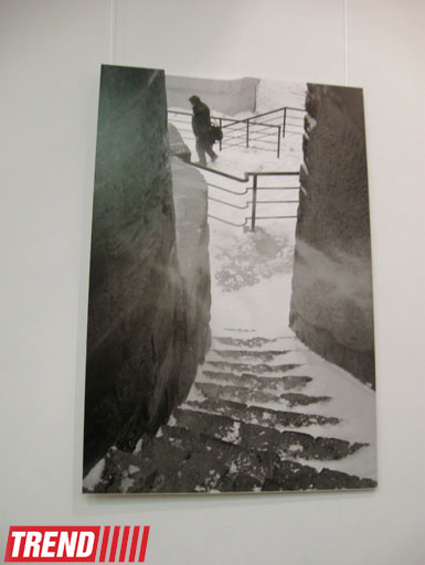 В Баку открылась выставка Шаина Гусейнова "Без названия" (фотосессия)