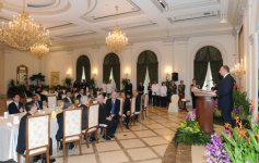 В Сингапуре в честь Президента Азербайджана дан официальный обед (ФОТО)