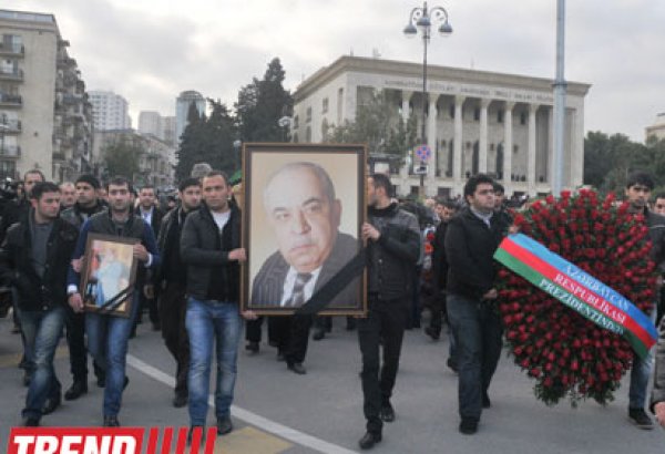 Яшар Нури - в последний раз на сцене Аздрамы, тысячи людей, аплодисменты, слезы... (фото, обновлено)
