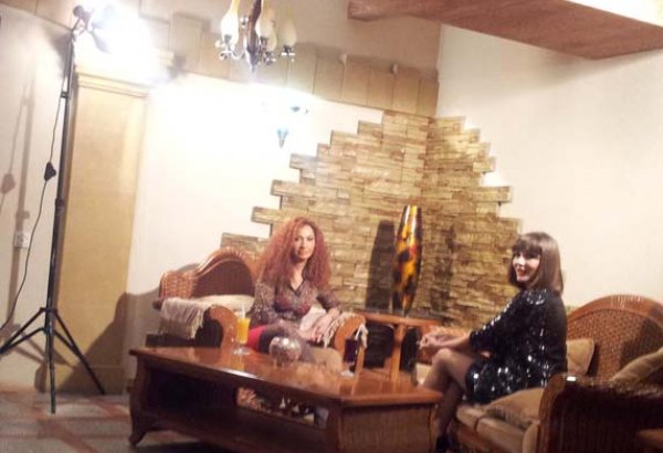 Сабина Бабаева рассказала о семейной жизни: "Супруг говорит - учись у матери" (видео-фото)