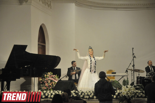 В Баку состоялся концерт в поддержку телеведущего Гаджи Нурана Гусейнова (фотосессия)
