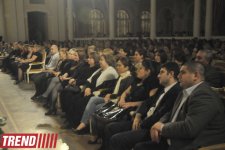 В Баку состоялся концерт в поддержку телеведущего Гаджи Нурана Гусейнова (фотосессия)