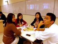 Более 80 городов приняли участие в международном интеллектуальном турнире "Кубок Ичеришехер" (фото)