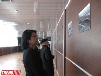 В Баку открылась фотовыставка "Сила света" (фото)
