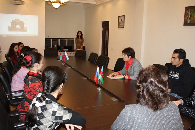 В Баку состоялось мероприятие, посвященное скульптору Петру Клоду и живописцу Карлу Брюллову