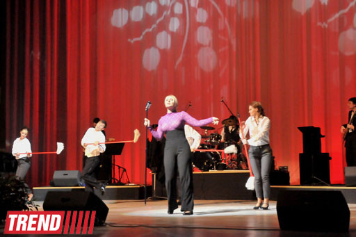 Анмари представила в Баку замечательный концерт "Sarı Gəlin": "Mən sizi çox sevirəm" (фотосессия)