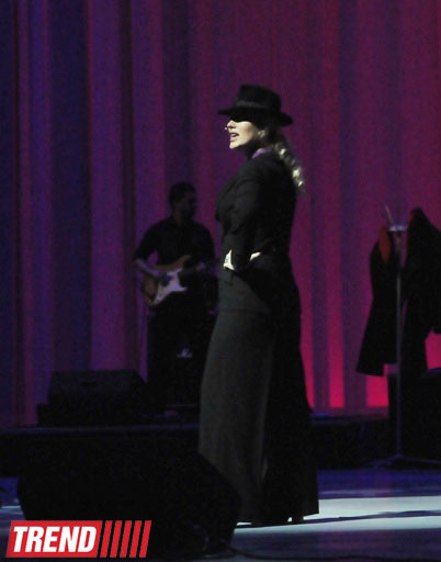 Анмари представила в Баку замечательный концерт "Sarı Gəlin": "Mən sizi çox sevirəm" (фотосессия)