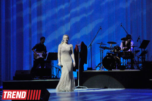 Анмари представила в Баку замечательный концерт "Sarı Gəlin": "Mən sizi çox sevirəm" (фотосессия)