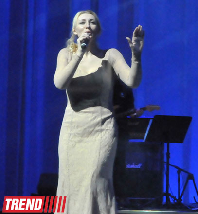 Анмари представила в Баку замечательный концерт "Sarı Gəlin": "Mən sizi çox sevirəm" (фотосессия)