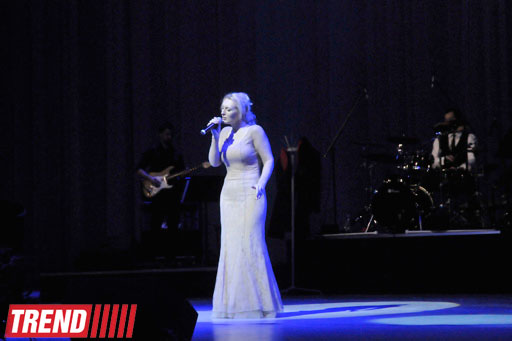 Анмари представила в Баку замечательный концерт "Sarı Gəlin": "Mən sizi çox sevirəm" (фотосессия)