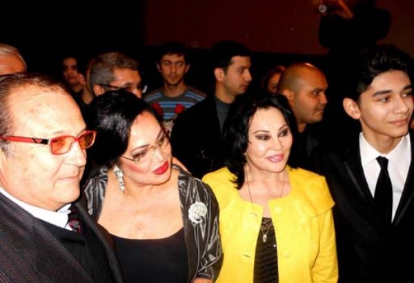 "Азербайджанский Робертино Лоретти" рассказал о встрече с Робертино Лоретти (фотосессия)