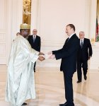 Президент Азербайджана принял верительные грамоты послов ряда стран (версия 2)