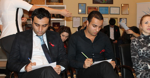 Азербайджанская молодежь провела в Украине мероприятие "Не дай СПИДу шанс" (фото)