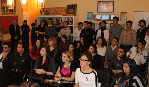 Азербайджанская молодежь провела в Украине мероприятие "Не дай СПИДу шанс" (фото)