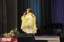 Эдита Пьеха о помолодевшем Баку и мистических цифрах в ее жизни - интервью (фото)