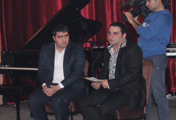 В Баку состоялся "неожиданный" международный вечер Comedy.AZ (фотосессия)