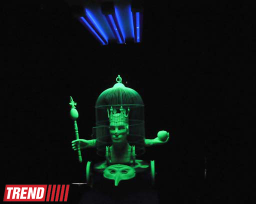 В альтернативном Пространстве современного искусства YARAT! открылась выставка участников Международного биеннале "Алюминий" (фото)