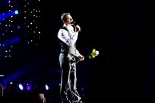 EMIN выпускает эксклюзивный DVD "Emin - Live In Moscow" (видео-фото)