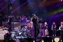 EMIN выпускает эксклюзивный DVD "Emin - Live In Moscow" (видео-фото)