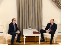 Ильхам Алиев принял советника космической программы Азербайджана (ФОТО)