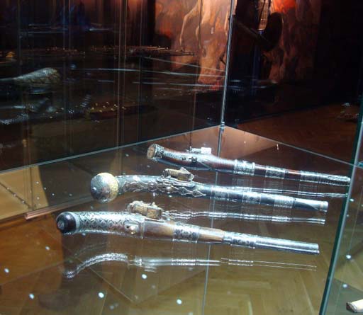 В Чехии представлено азербайджанское искусство – оружие, ковры, посуда (фотосессия)