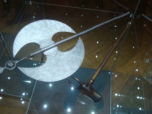 В Чехии представлено азербайджанское искусство – оружие, ковры, посуда (фотосессия)