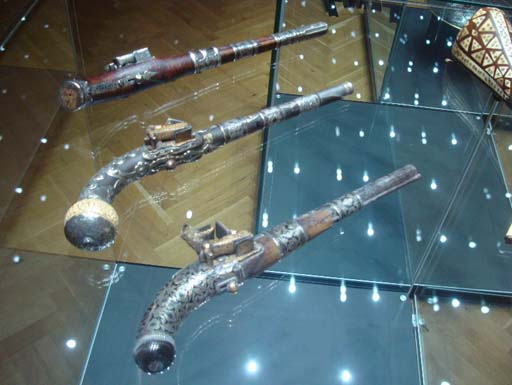 В Чехии представлено азербайджанское искусство – оружие, ковры, посуда (фотосессия)