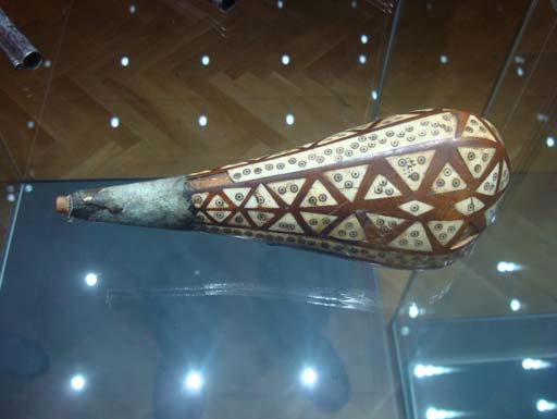 В Чехии представлено азербайджанское искусство – оружие, ковры, посуда (фотосессия)