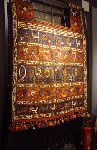 В Чехии представлено азербайджанское искусство – оружие, ковры, посуда (фотосессия)