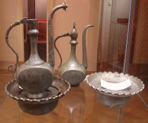 В Чехии представлено азербайджанское искусство – оружие, ковры, посуда (фотосессия)