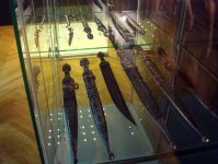 В Чехии представлено азербайджанское искусство – оружие, ковры, посуда (фотосессия)