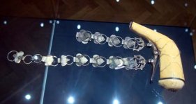 В Чехии представлено азербайджанское искусство – оружие, ковры, посуда (фотосессия)