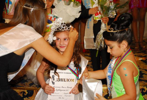 В Азербайджане пройдет детский конкурс красоты "Маленькие Мисс и Мистер 2013" (фото)