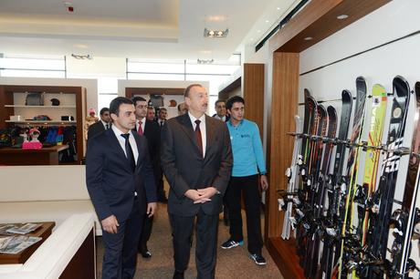 Президент Азербайджана и его супруга приняли участие в открытии в Гусаре отеля «Зирвя» (ФОТО)