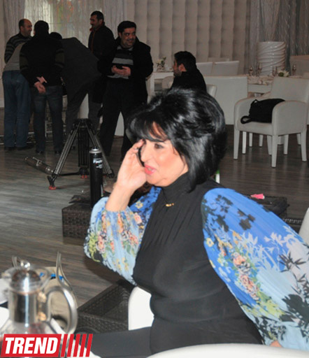 Композитор Ханым  Исмайылгызы во время съемок получила радостное известие – родилась внучка (фото)