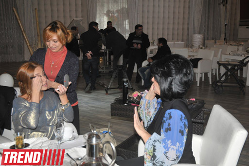 Композитор Ханым  Исмайылгызы во время съемок получила радостное известие – родилась внучка (фото)