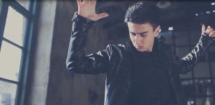 Студент Киевского университета реализовал в Баку проект - съемки прошли в школе и на заводе  (видео)