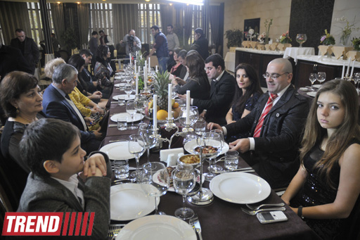 Аян Бабакишиева реализовала проект с известными деятелями культуры Азербайджана (фотосессия)