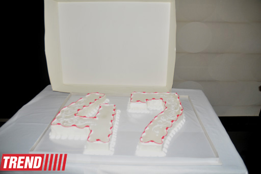 Аян Бабакишиева реализовала проект с известными деятелями культуры Азербайджана (фотосессия)