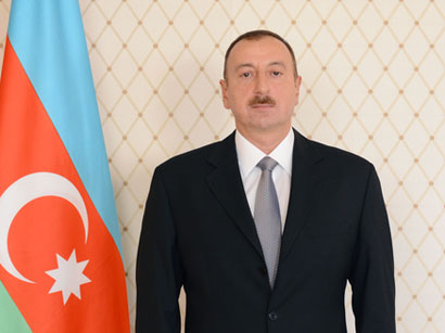 Президент Ильхам Алиев поздравил азербайджанцев мира с Днем солидарности