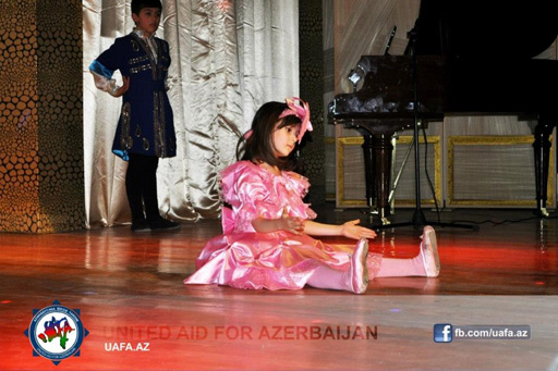 В Баку состоялся Фестиваль талантов "I have a chance" (фотосессия)